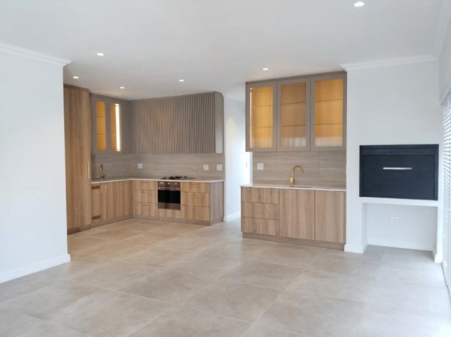 To Let 2 Bedroom Property for Rent in Kommetjie Western Cape